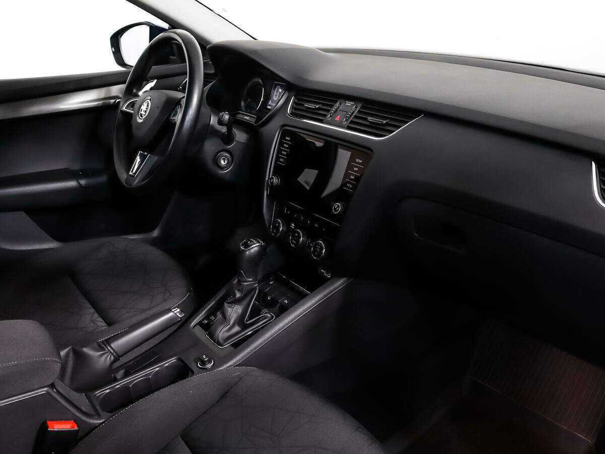 Skoda Octavia с пробегом — 2019 год. Фото: #8