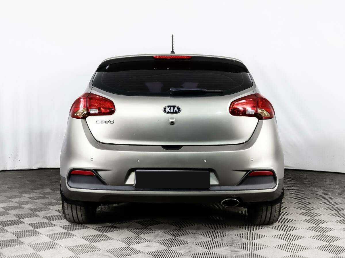 Kia Ceed с пробегом — 2014 год. Фото: #4