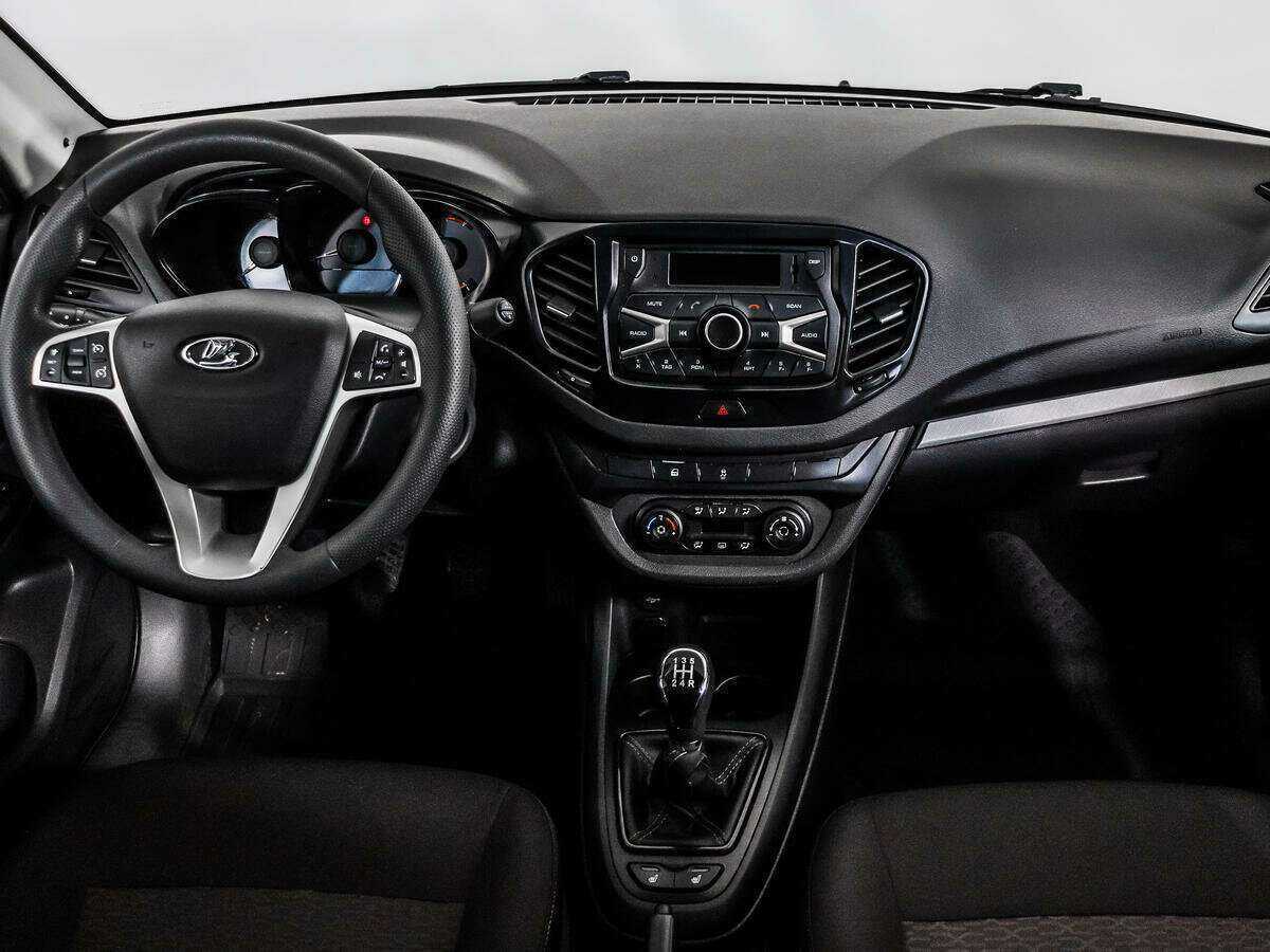 Lada (ВАЗ) Vesta с пробегом — 2021 год. Фото: #11