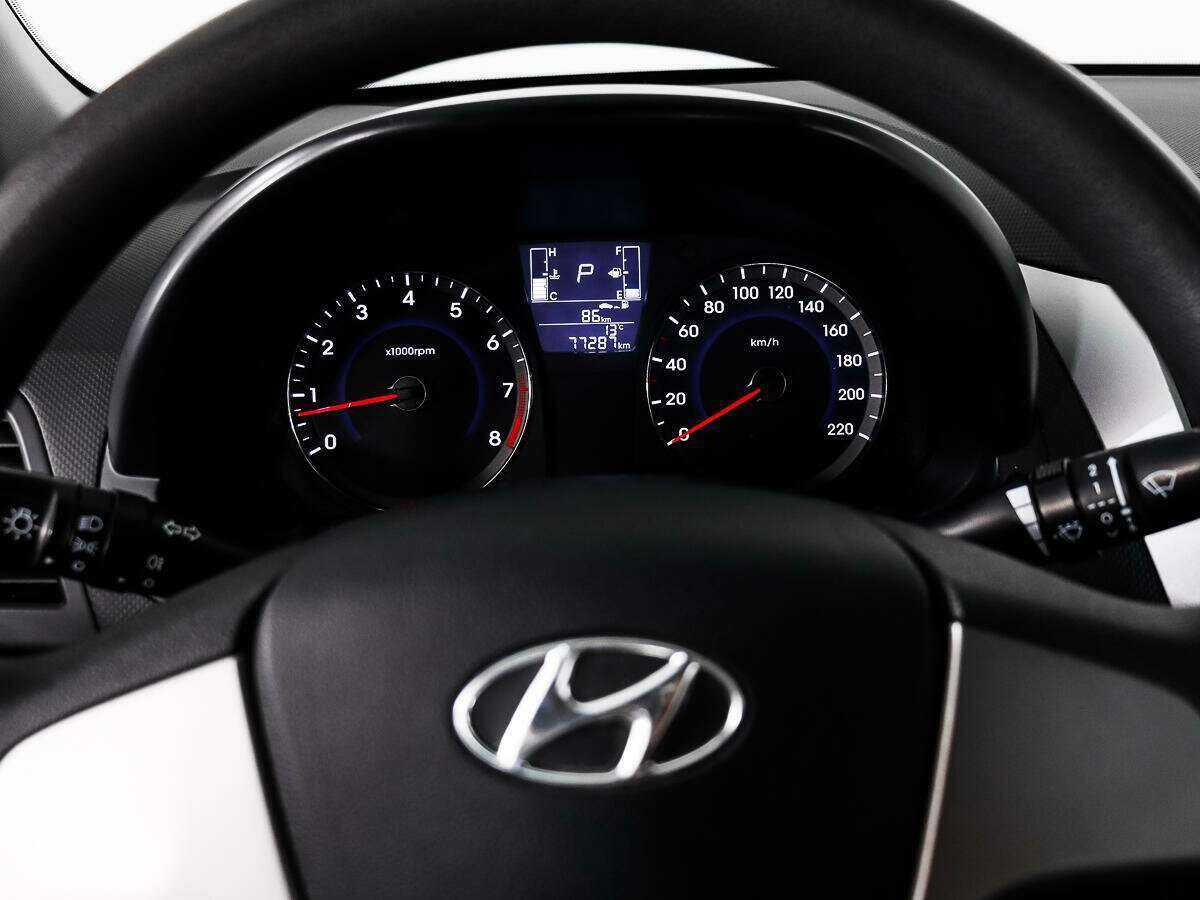 Hyundai Solaris с пробегом — 2016 год. Фото: #14