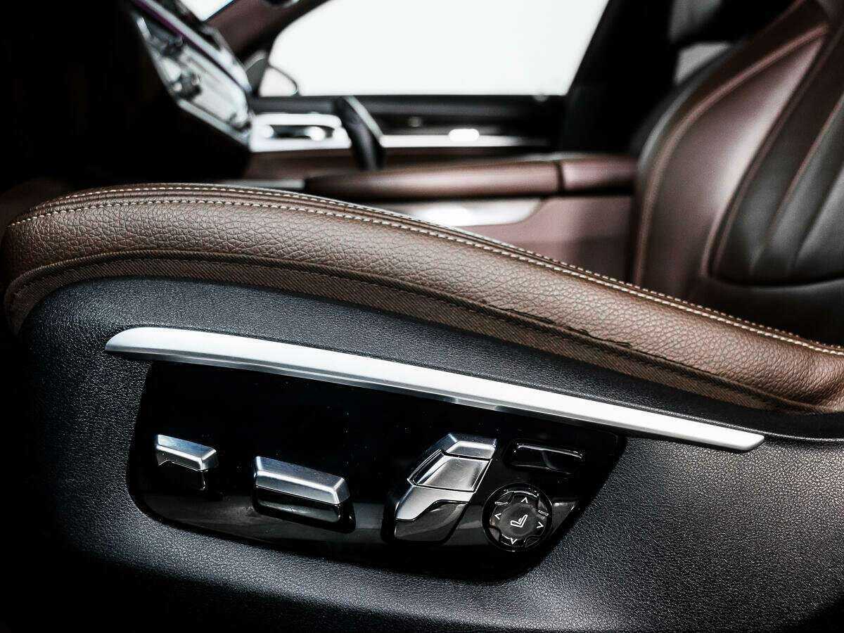 BMW 7 серии с пробегом — 2016 год. Фото: #9