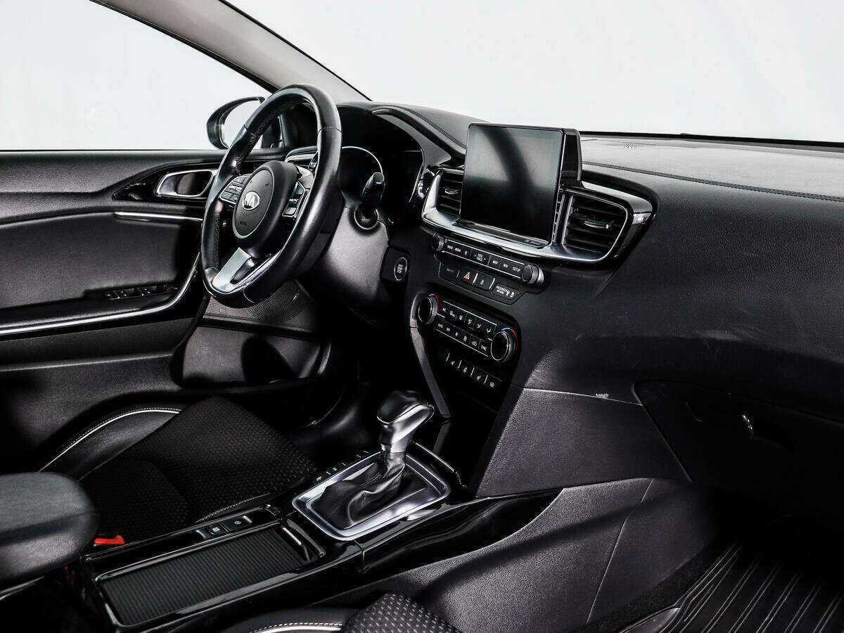 Kia Ceed с пробегом — 2018 год. Фото: #14