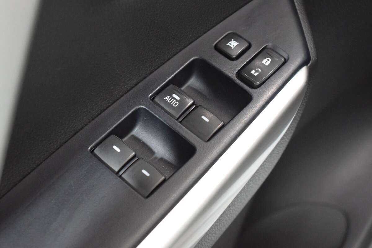 Mitsubishi Pajero Sport с пробегом — 2019 год. Фото: #6