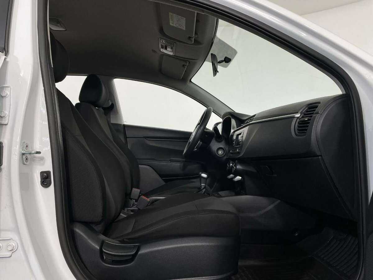 Kia Rio с пробегом — 2021 год. Фото: #13