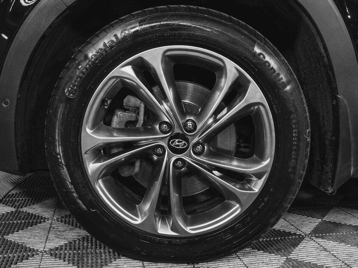 Hyundai Santa Fe с пробегом — 2019 год. Фото: #14