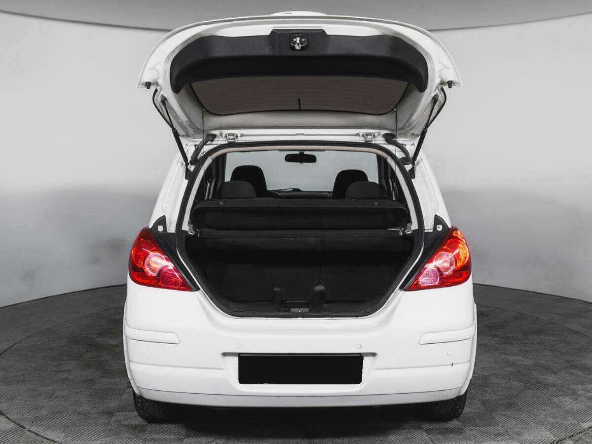 Nissan Tiida с пробегом — 2013 год. Фото: #15