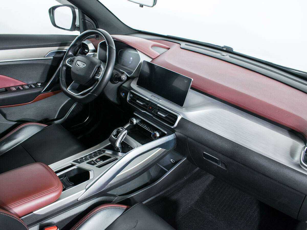 Geely Coolray с пробегом — 2021 год. Фото: #7