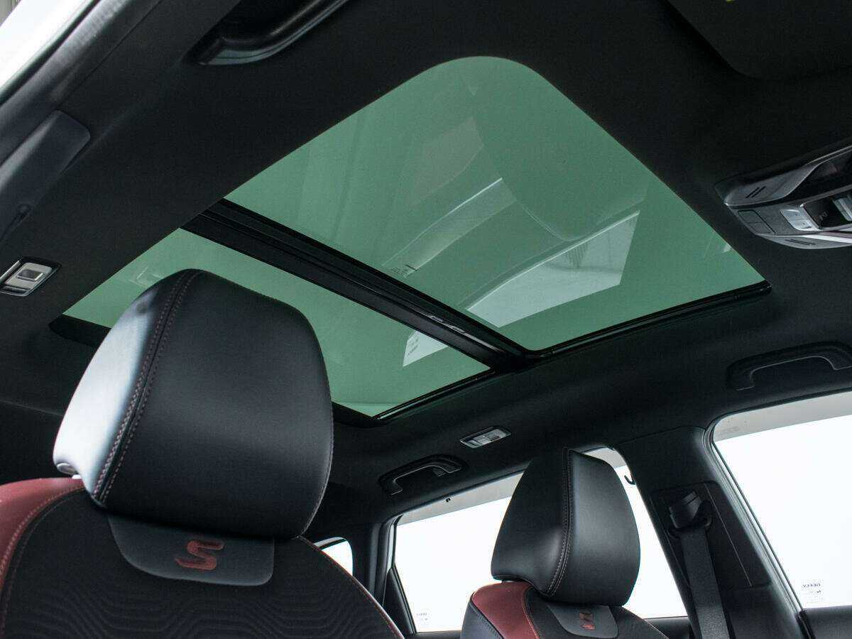 Geely Coolray с пробегом — 2021 год. Фото: #13