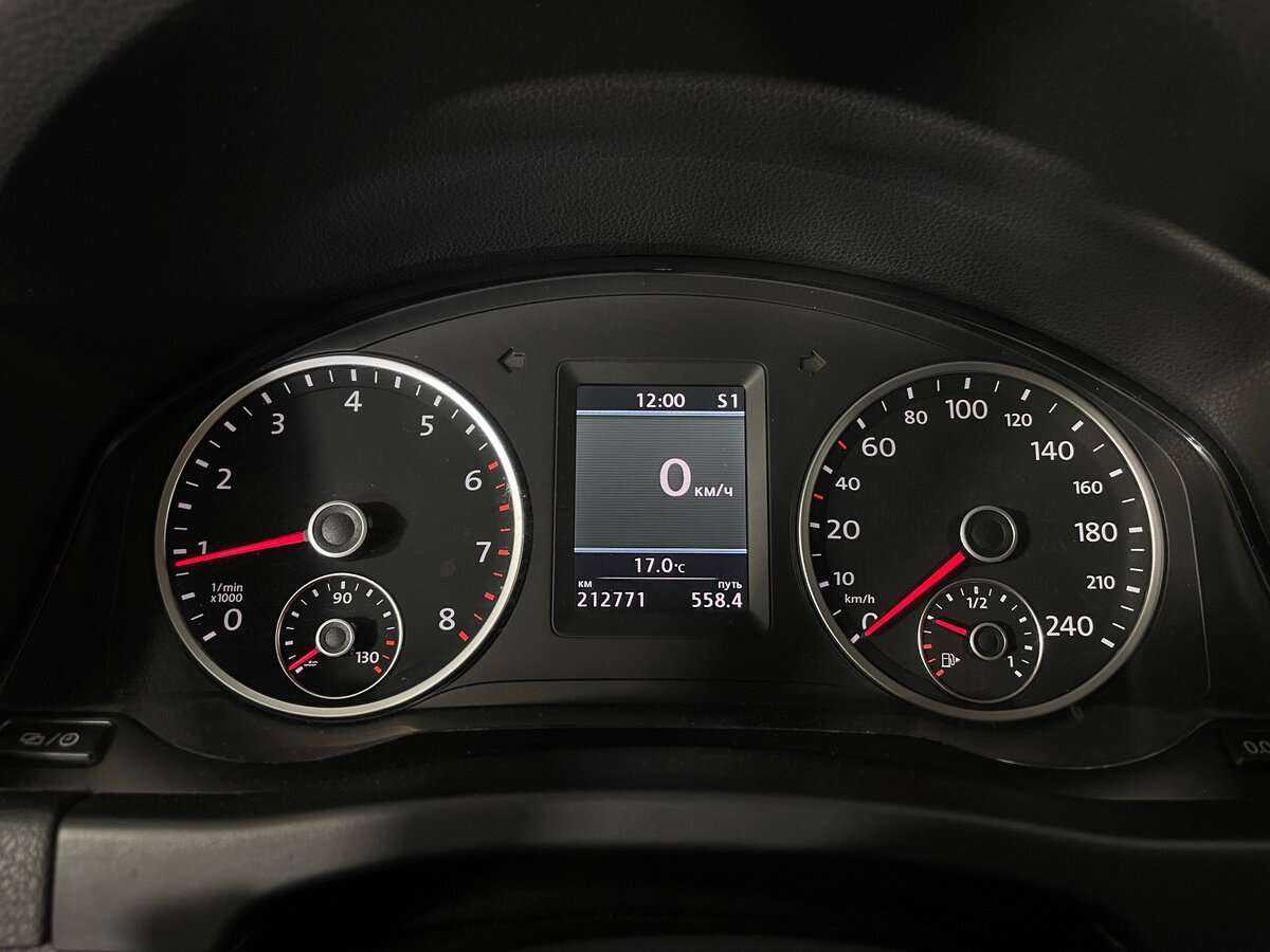 Volkswagen Tiguan с пробегом — 2013 год. Фото: #12