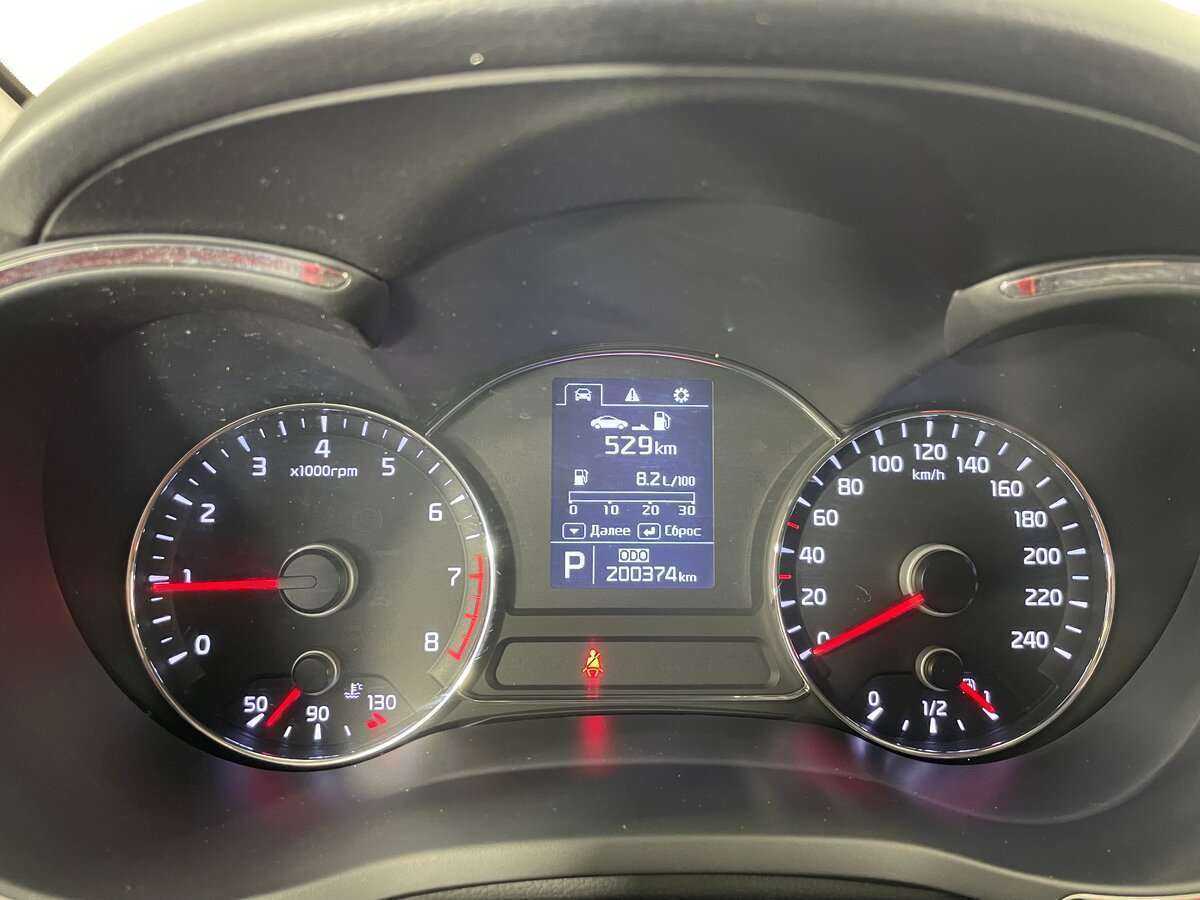 Kia Cerato с пробегом — 2014 год. Фото: #11