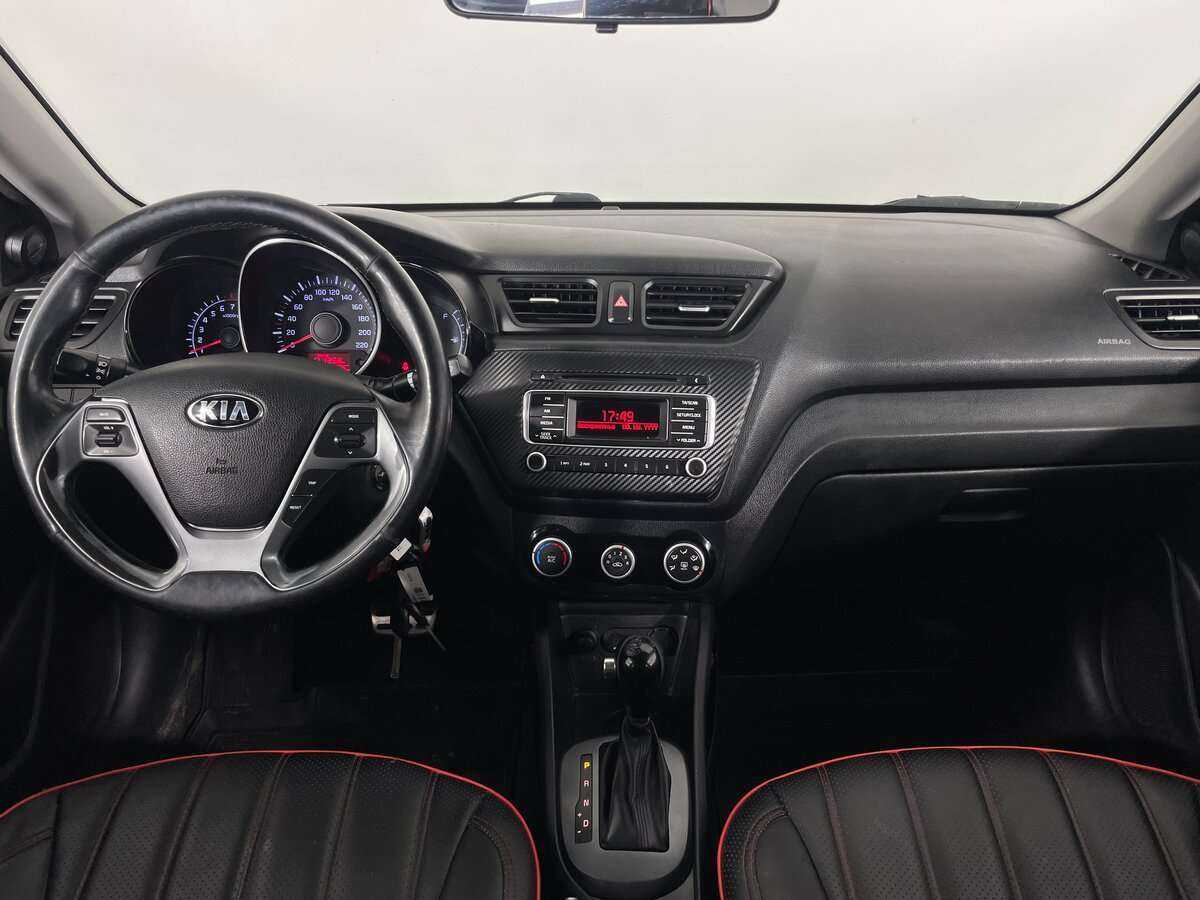Kia Rio с пробегом — 2015 год. Фото: #8