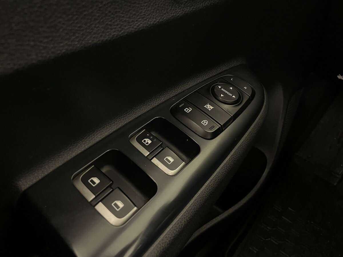 Kia Rio с пробегом — 2019 год. Фото: #16