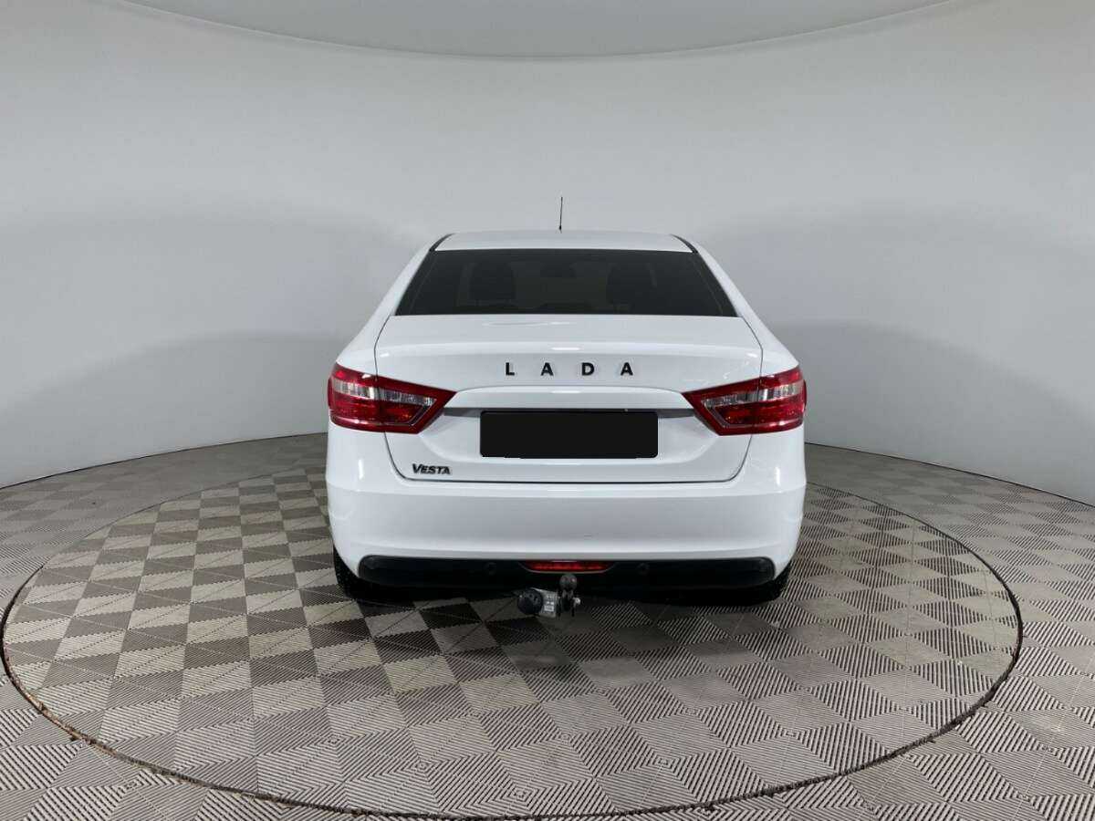 Lada (ВАЗ) Vesta с пробегом — 2021 год. Фото: #4