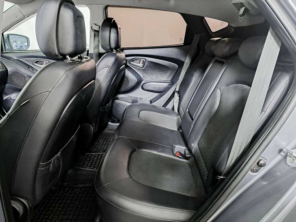 Hyundai ix35 с пробегом — 2012 год. Фото: #9