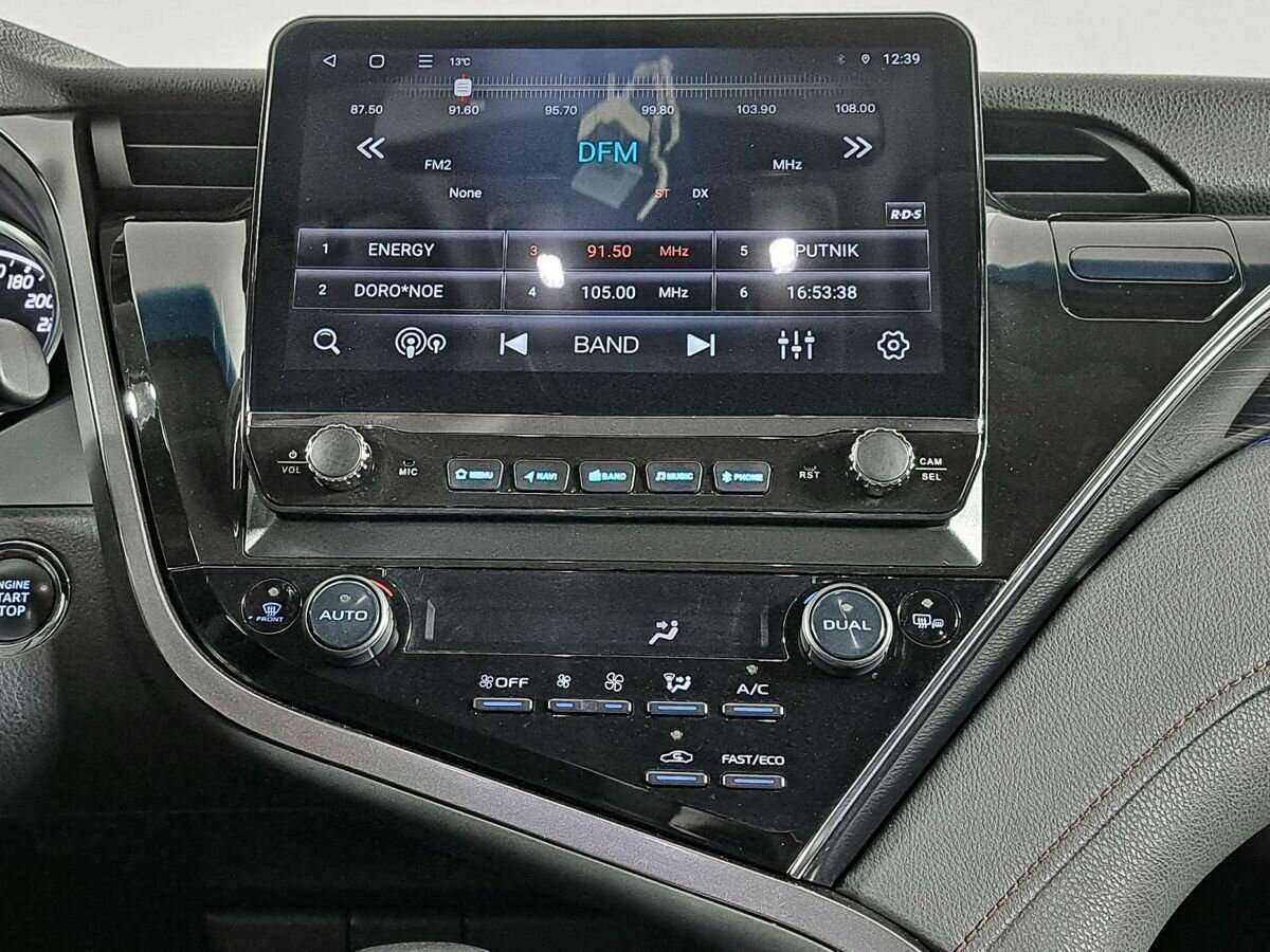 Toyota Camry с пробегом — 2019 год. Фото: #12