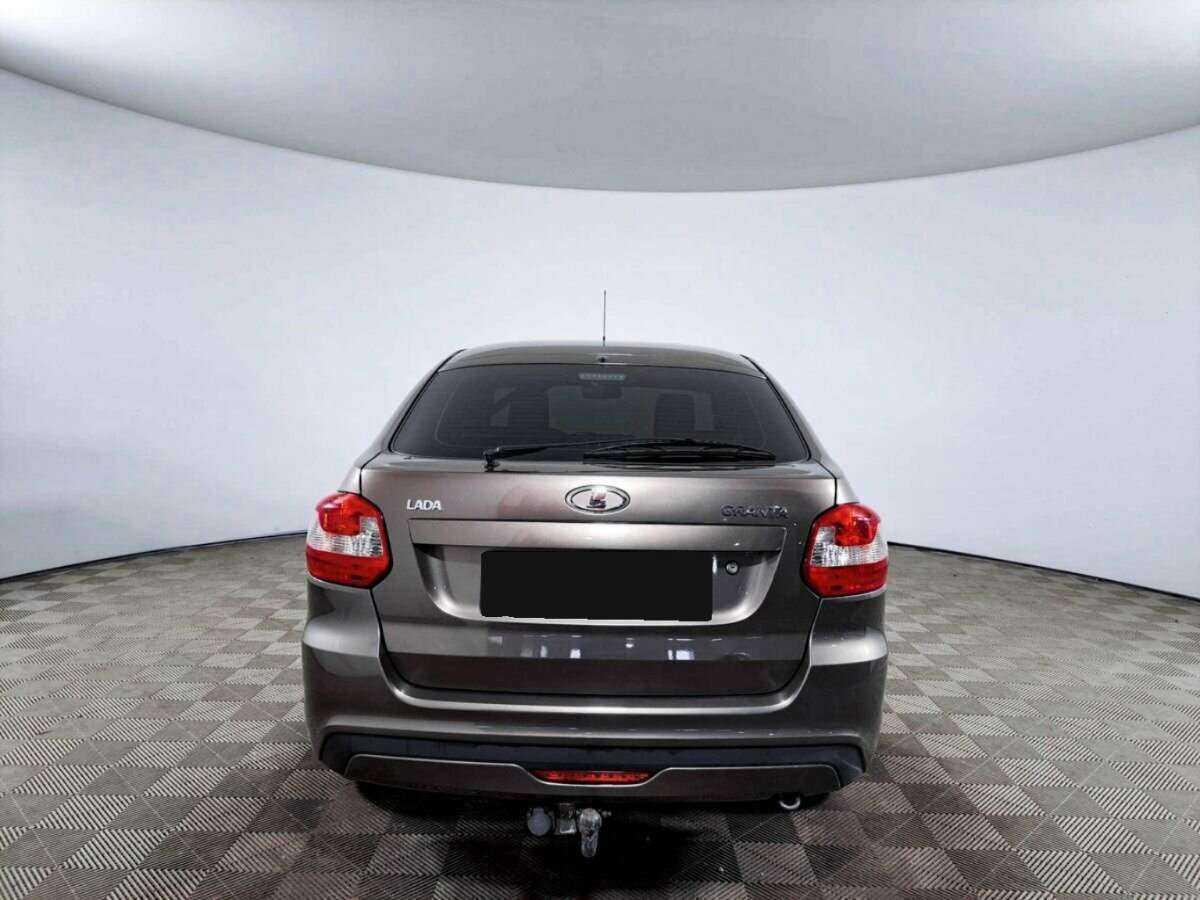 Lada (ВАЗ) Granta с пробегом — 2017 год. Фото: #5