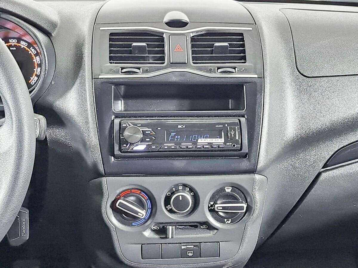 Lada (ВАЗ) Granta с пробегом — 2022 год. Фото: #13