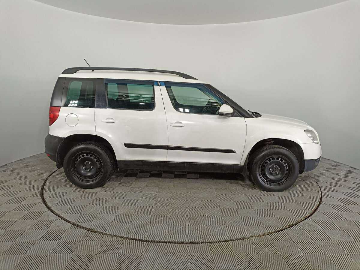 Skoda Yeti с пробегом — 2013 год. Фото: #3