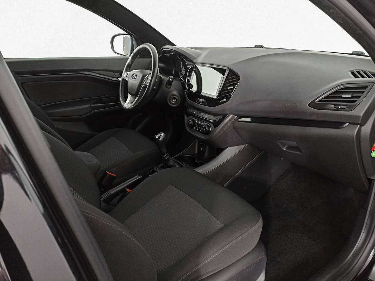 Lada (ВАЗ) Vesta с пробегом — 2020 год. Фото: #10