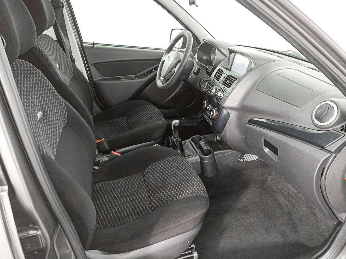 Lada (ВАЗ) Kalina с пробегом — 2014 год. Фото: #8