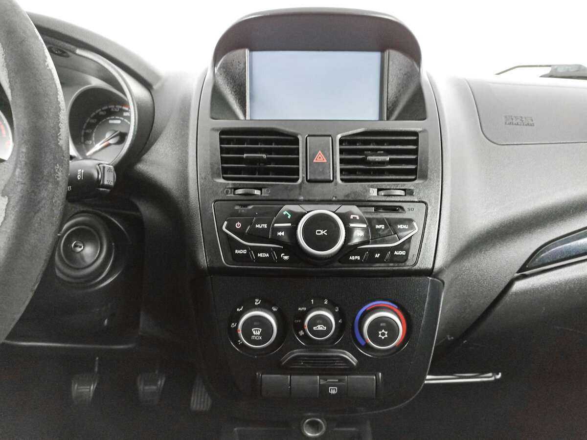 Lada (ВАЗ) Kalina с пробегом — 2014 год. Фото: #12