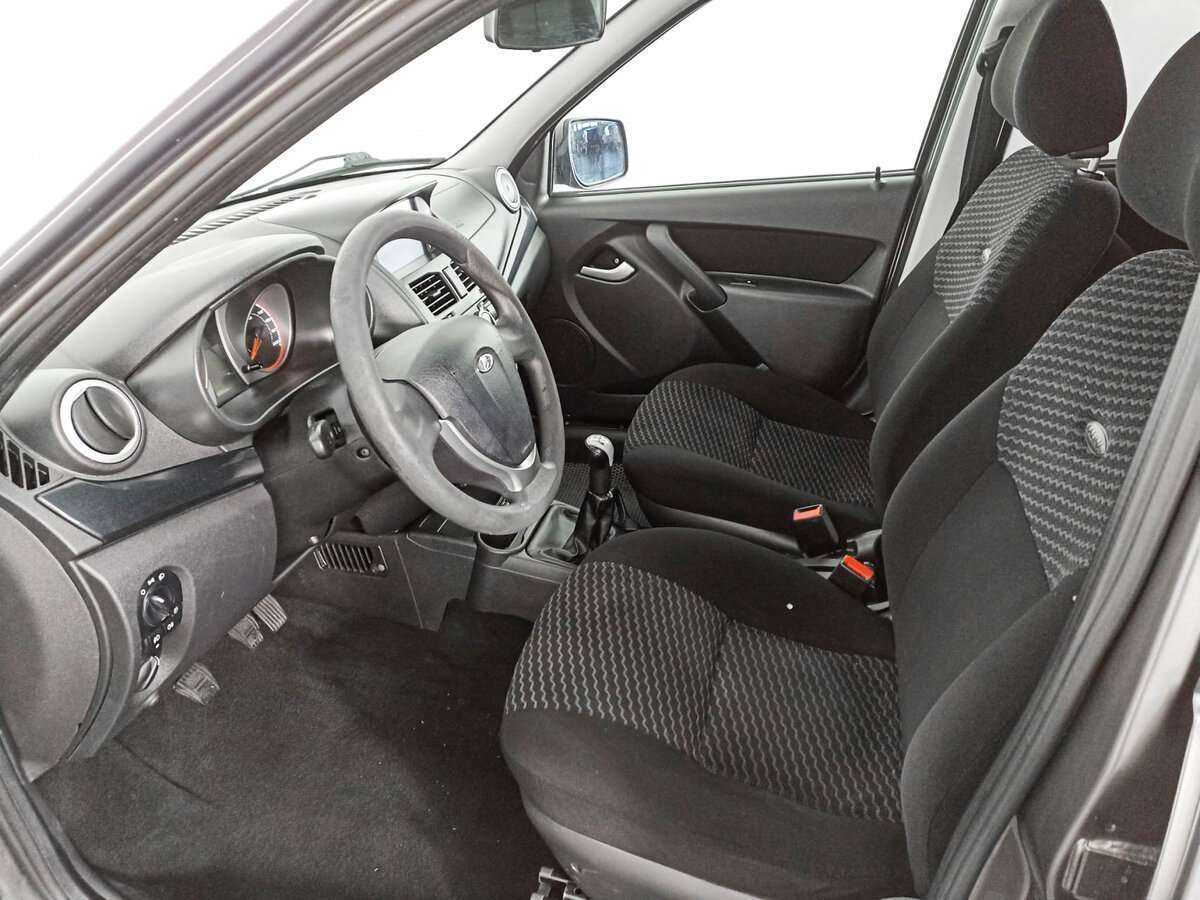 Lada (ВАЗ) Kalina с пробегом — 2014 год. Фото: #13