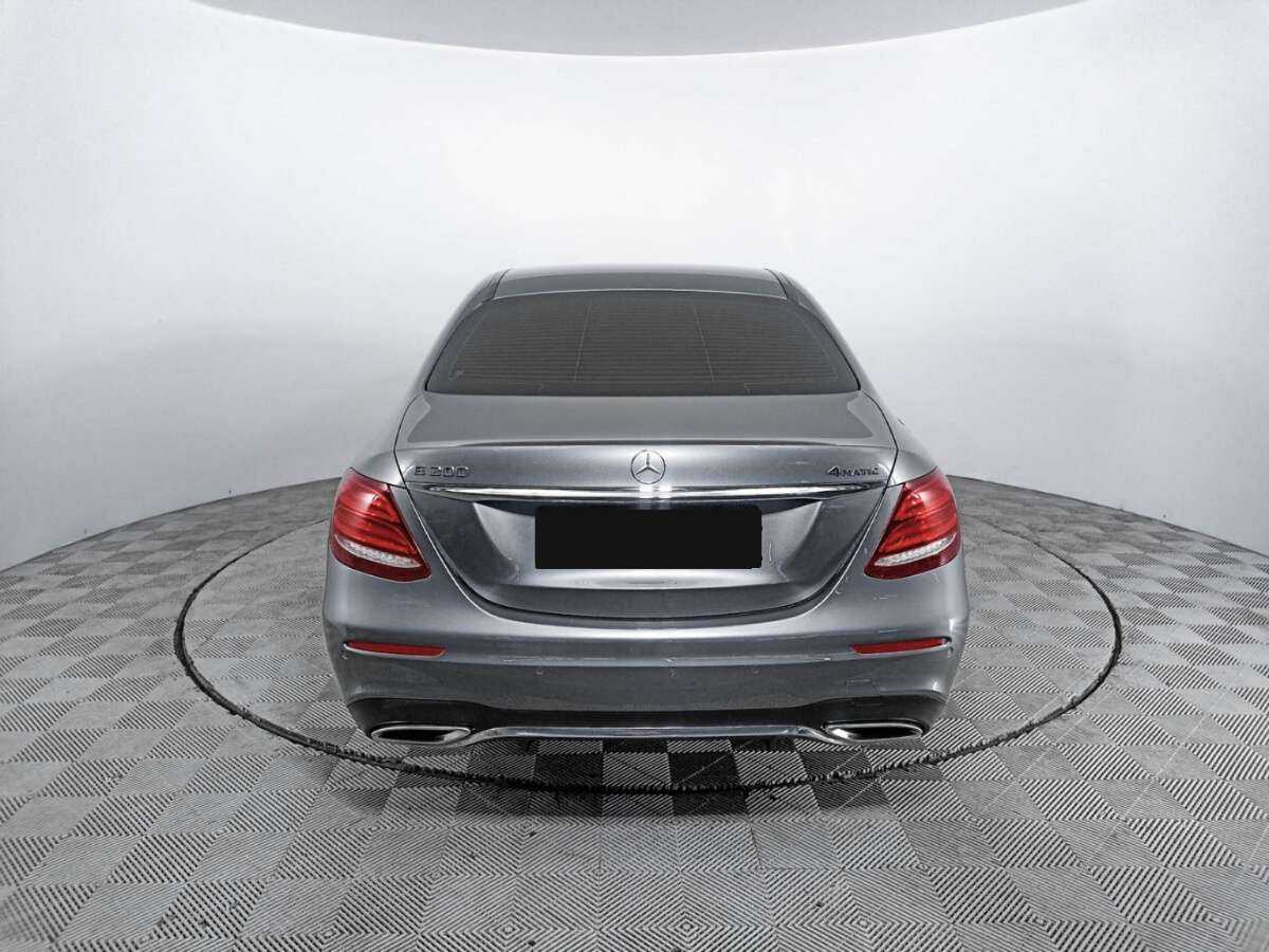 Mercedes-Benz E-Класс с пробегом — 2019 год. Фото: #5