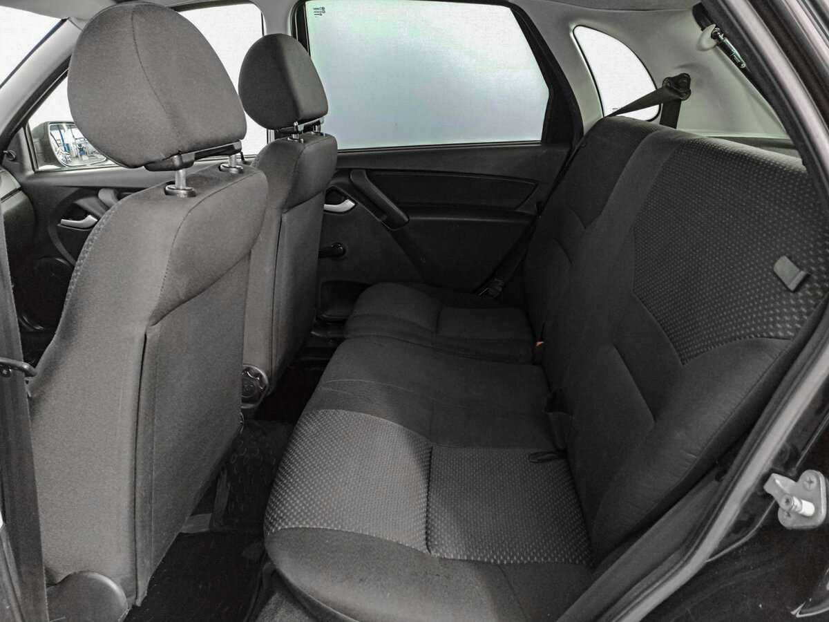 Lada (ВАЗ) Kalina с пробегом — 2014 год. Фото: #9