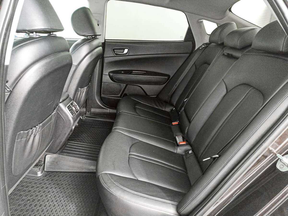 Kia Optima с пробегом — 2018 год. Фото: #9
