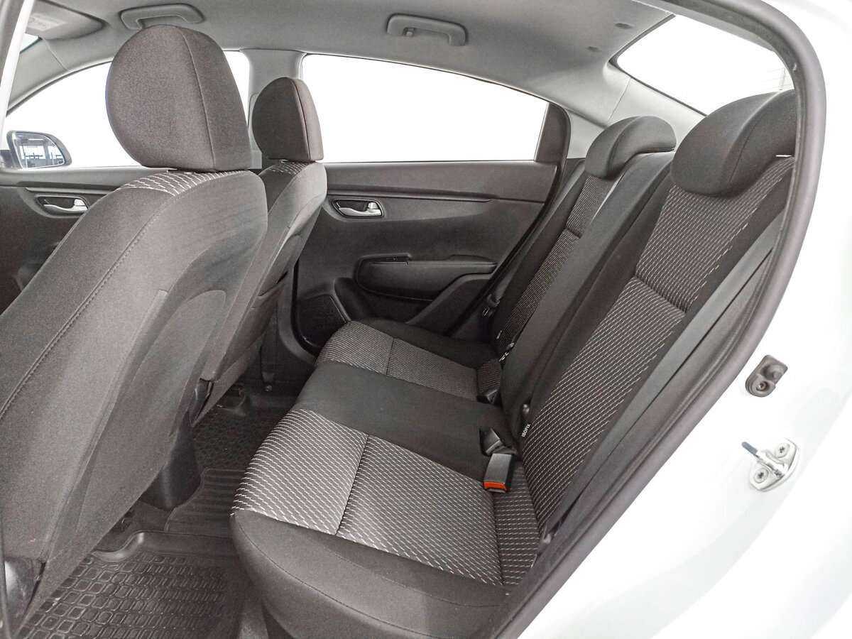 Kia Rio с пробегом — 2018 год. Фото: #9