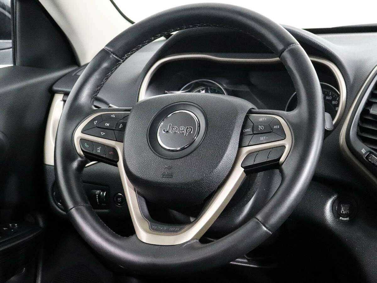 Jeep Cherokee с пробегом — 2014 год. Фото: #12