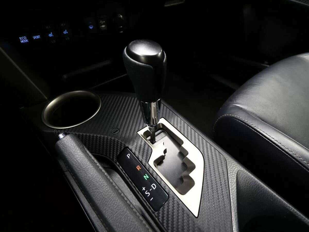 Toyota RAV4 с пробегом — 2013 год. Фото: #19