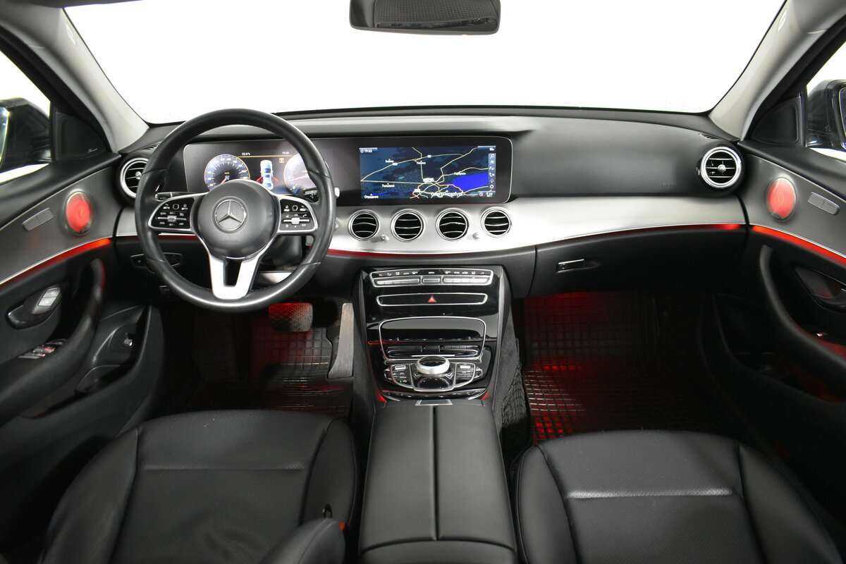 Mercedes-Benz E-Класс с пробегом — 2018 год. Фото: #9