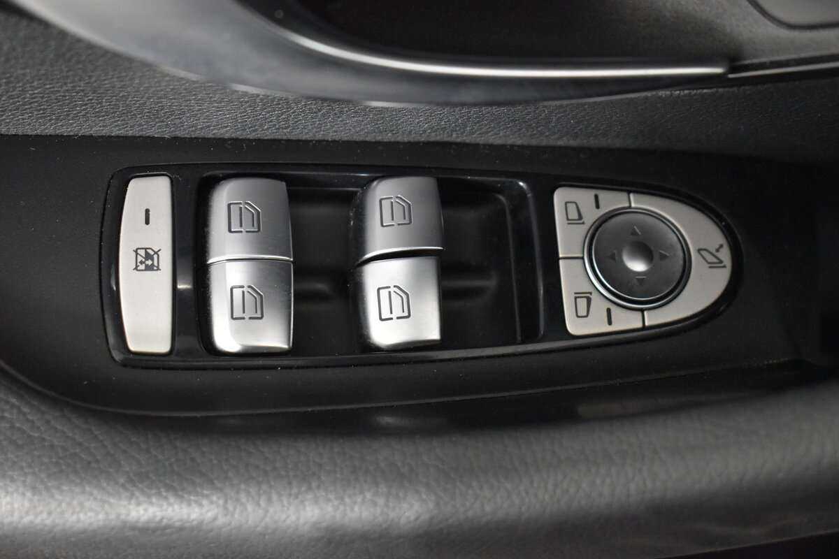 Mercedes-Benz E-Класс с пробегом — 2018 год. Фото: #21