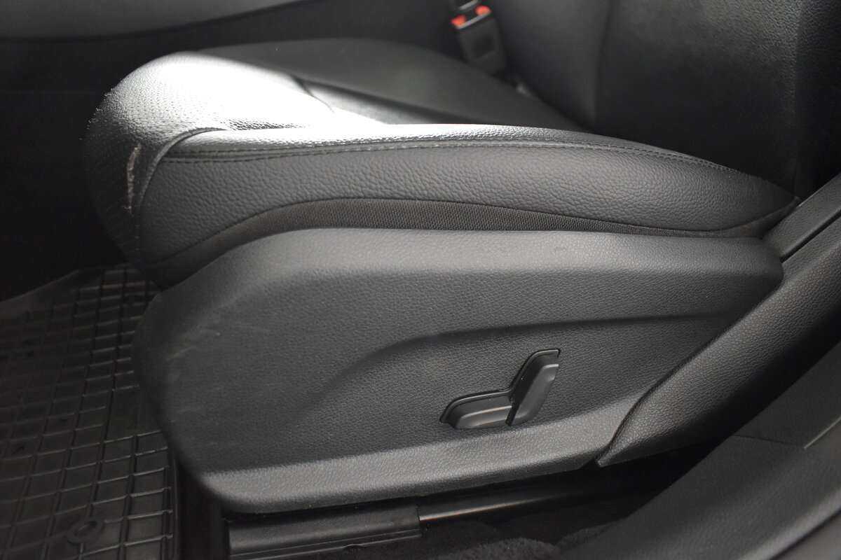 Mercedes-Benz E-Класс с пробегом — 2018 год. Фото: #23