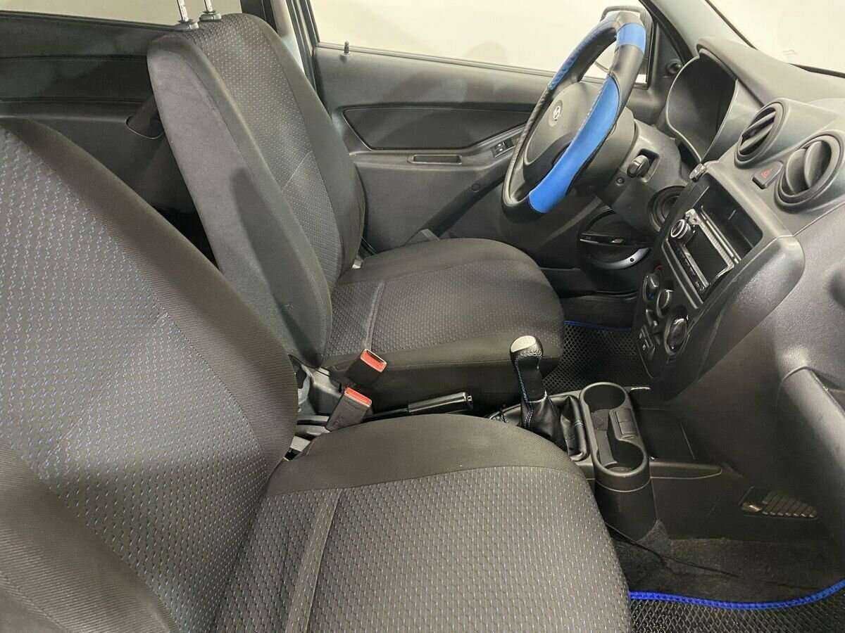 Lada (ВАЗ) Granta с пробегом — 2012 год. Фото: #9