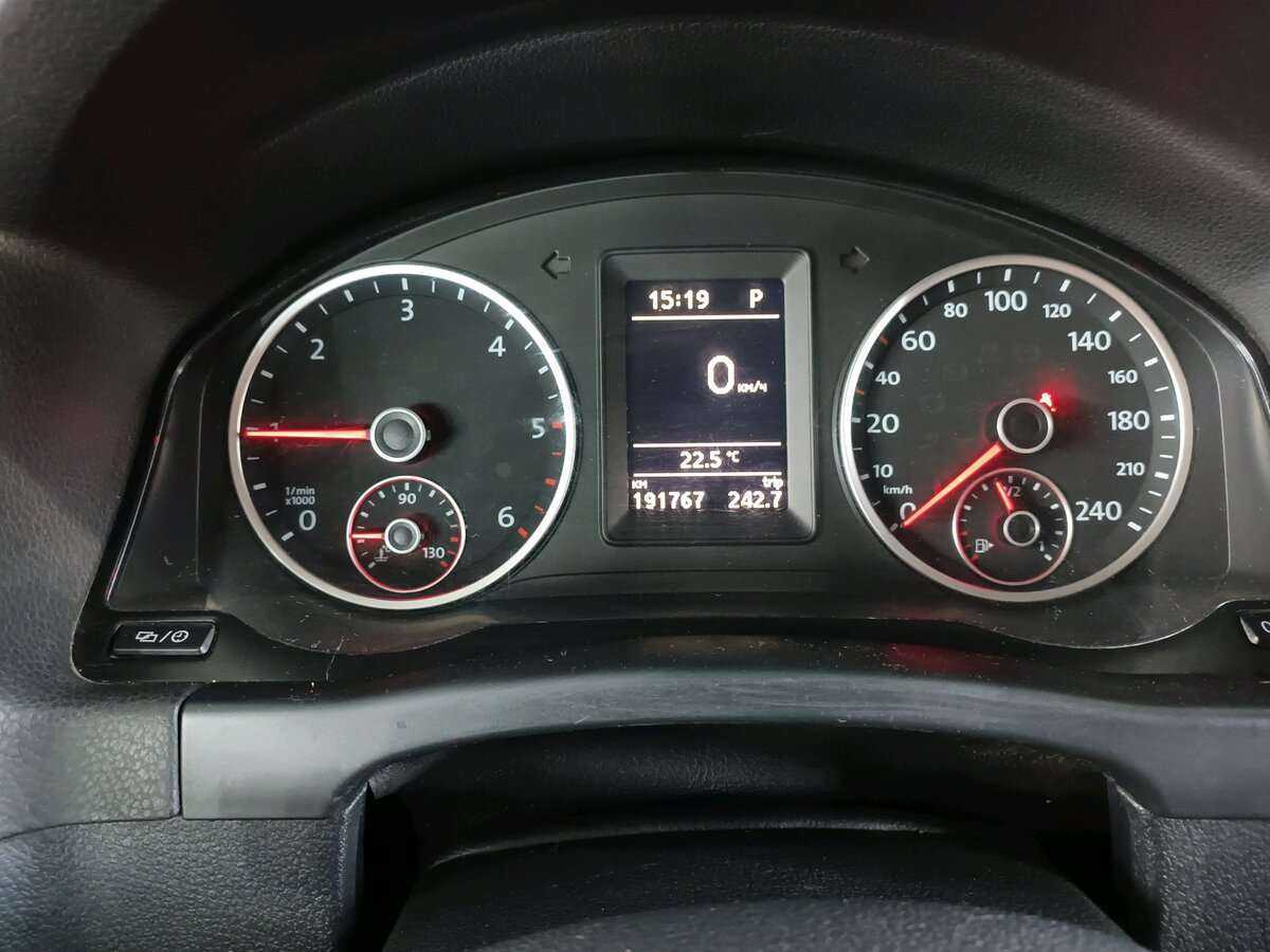 Volkswagen Tiguan с пробегом — 2013 год. Фото: #9