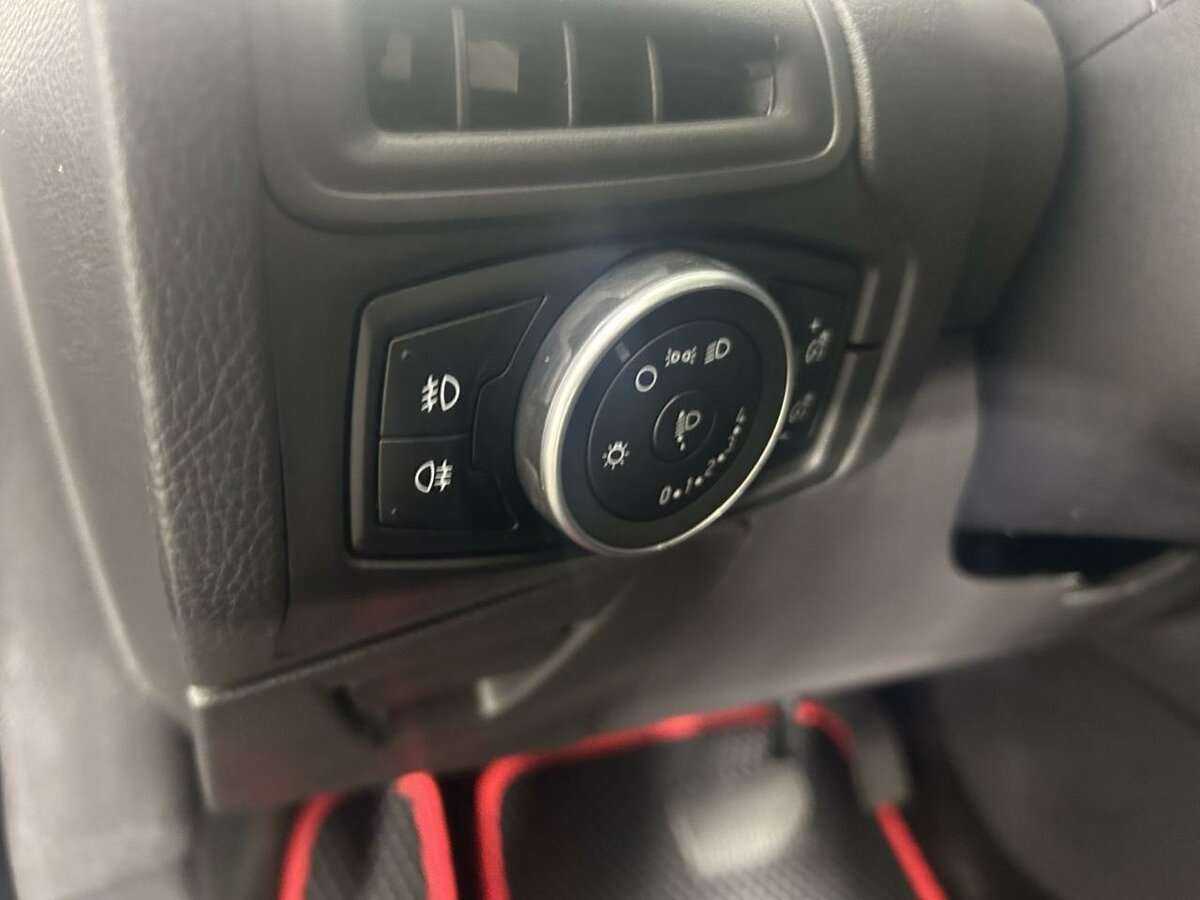 Ford Focus с пробегом — 2016 год. Фото: #8
