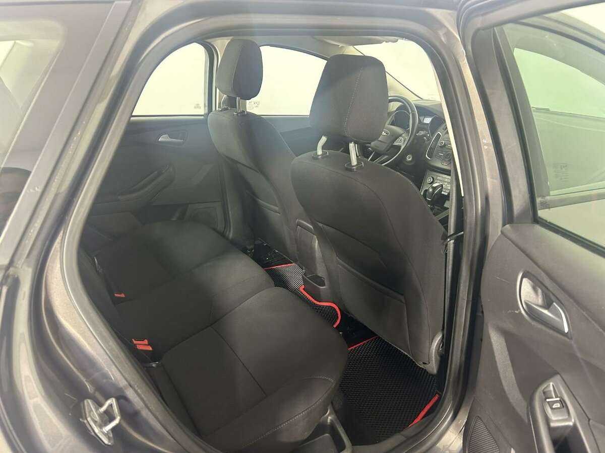 Ford Focus с пробегом — 2016 год. Фото: #15