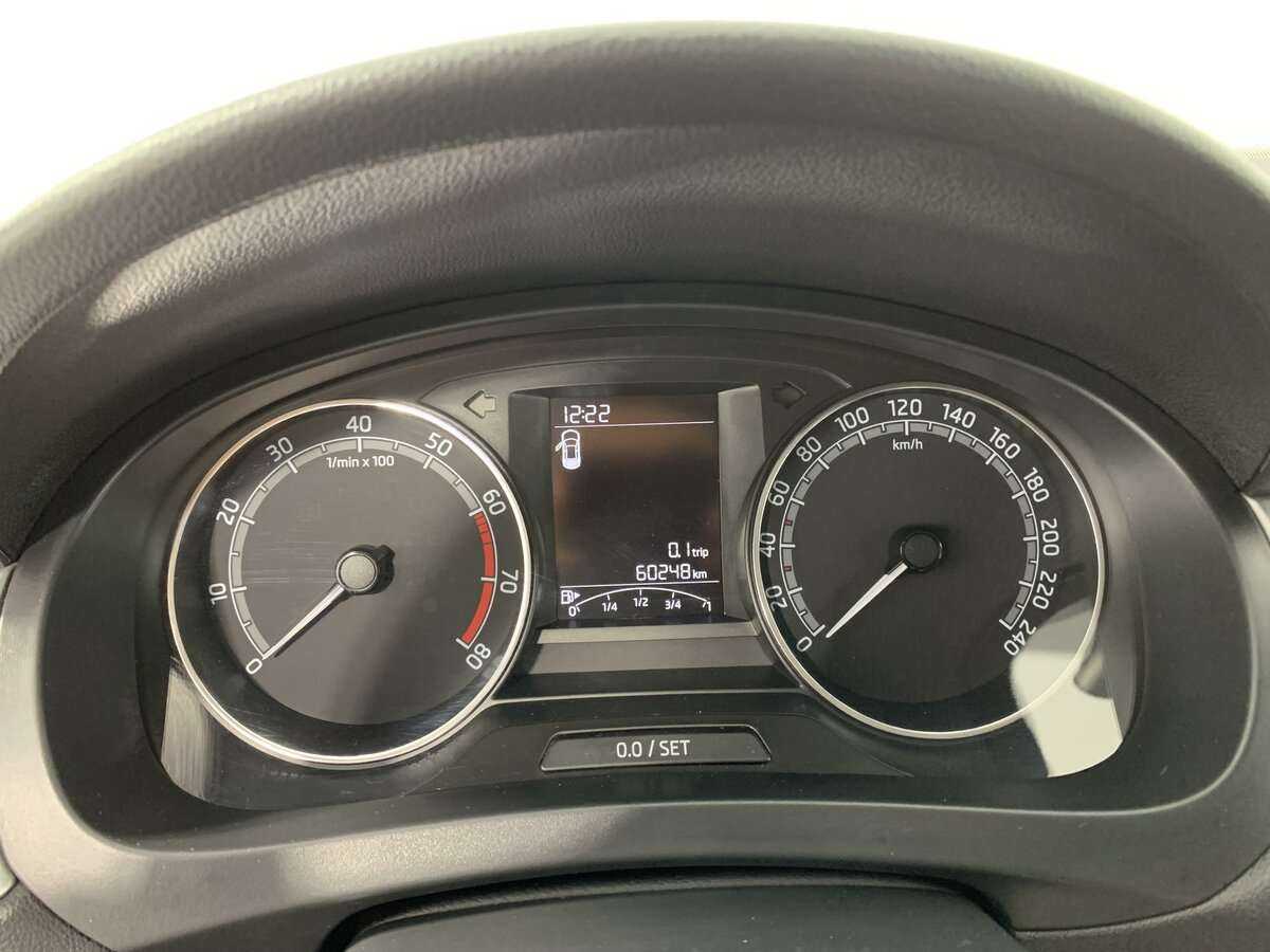 Skoda Rapid с пробегом — 2019 год. Фото: #10