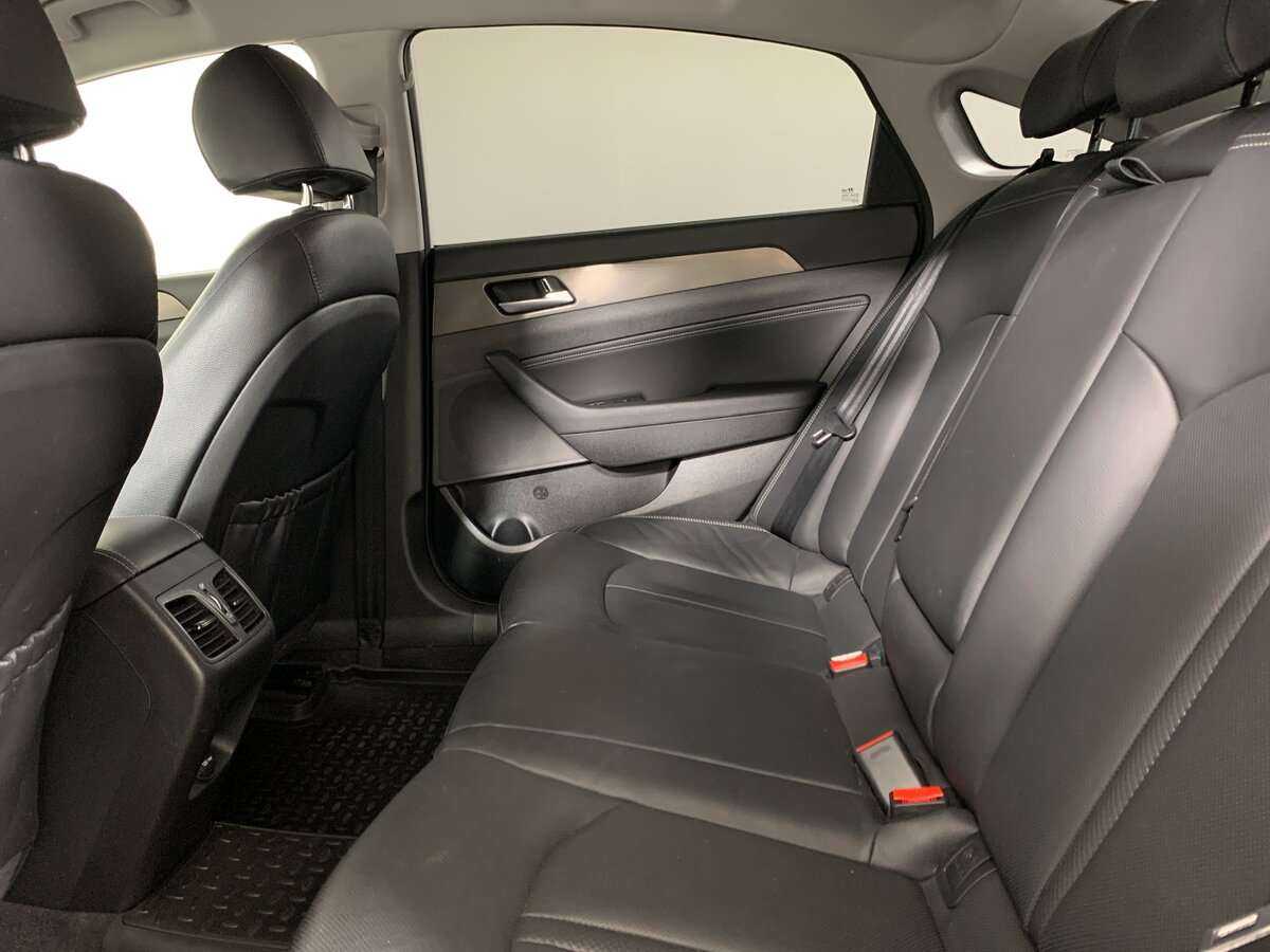 Hyundai Sonata с пробегом — 2019 год. Фото: #15