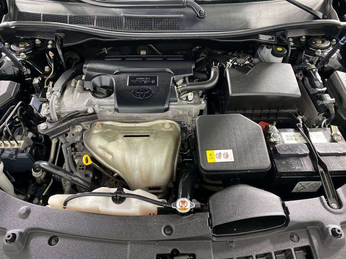 Toyota Camry с пробегом — 2017 год. Фото: #16