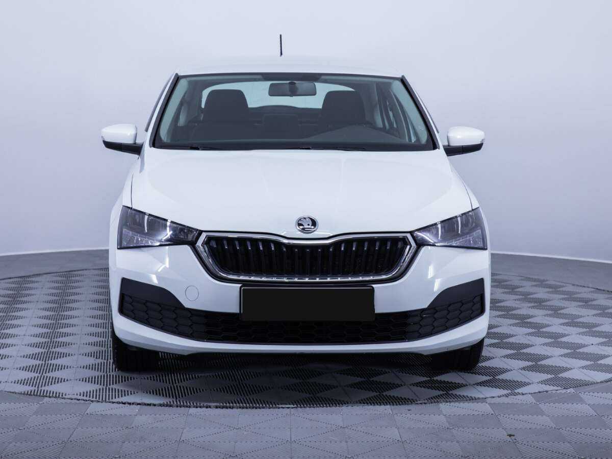 Skoda Rapid с пробегом — 2021 год. Фото: #1