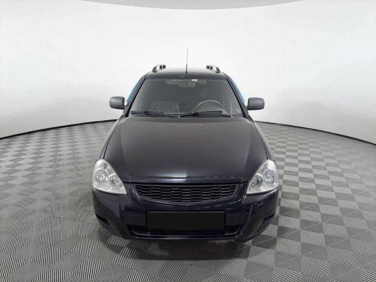 Lada (ВАЗ) Priora с пробегом — 2013 год. Фото: #1