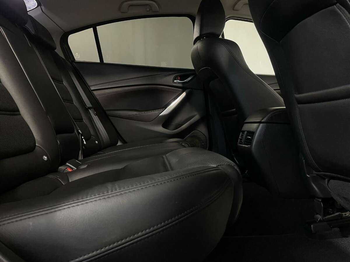 Mazda 6 с пробегом — 2017 год. Фото: #14