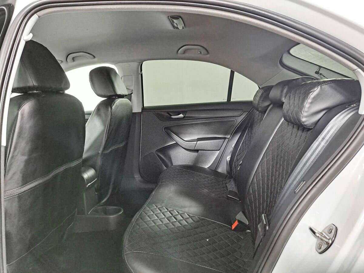 Volkswagen Polo с пробегом — 2020 год. Фото: #9