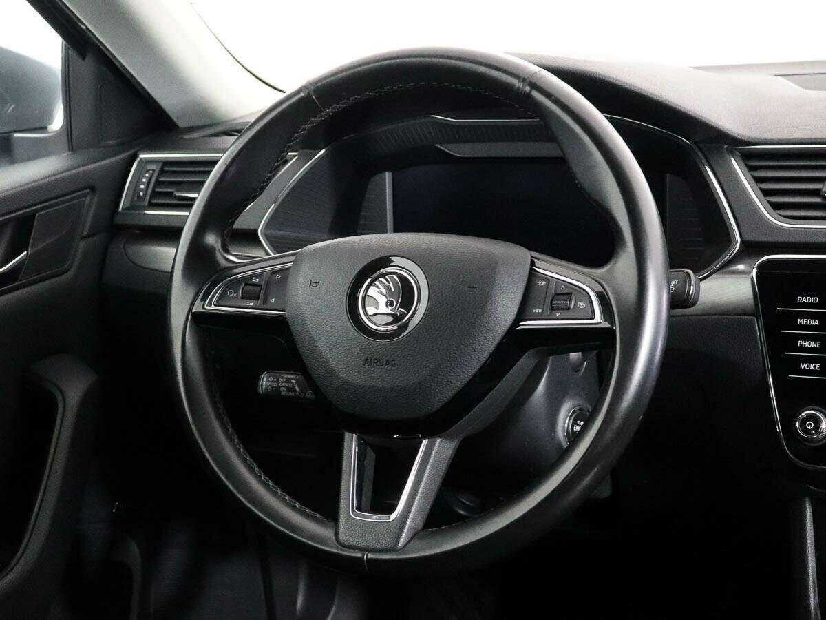 Skoda Superb с пробегом — 2019 год. Фото: #13