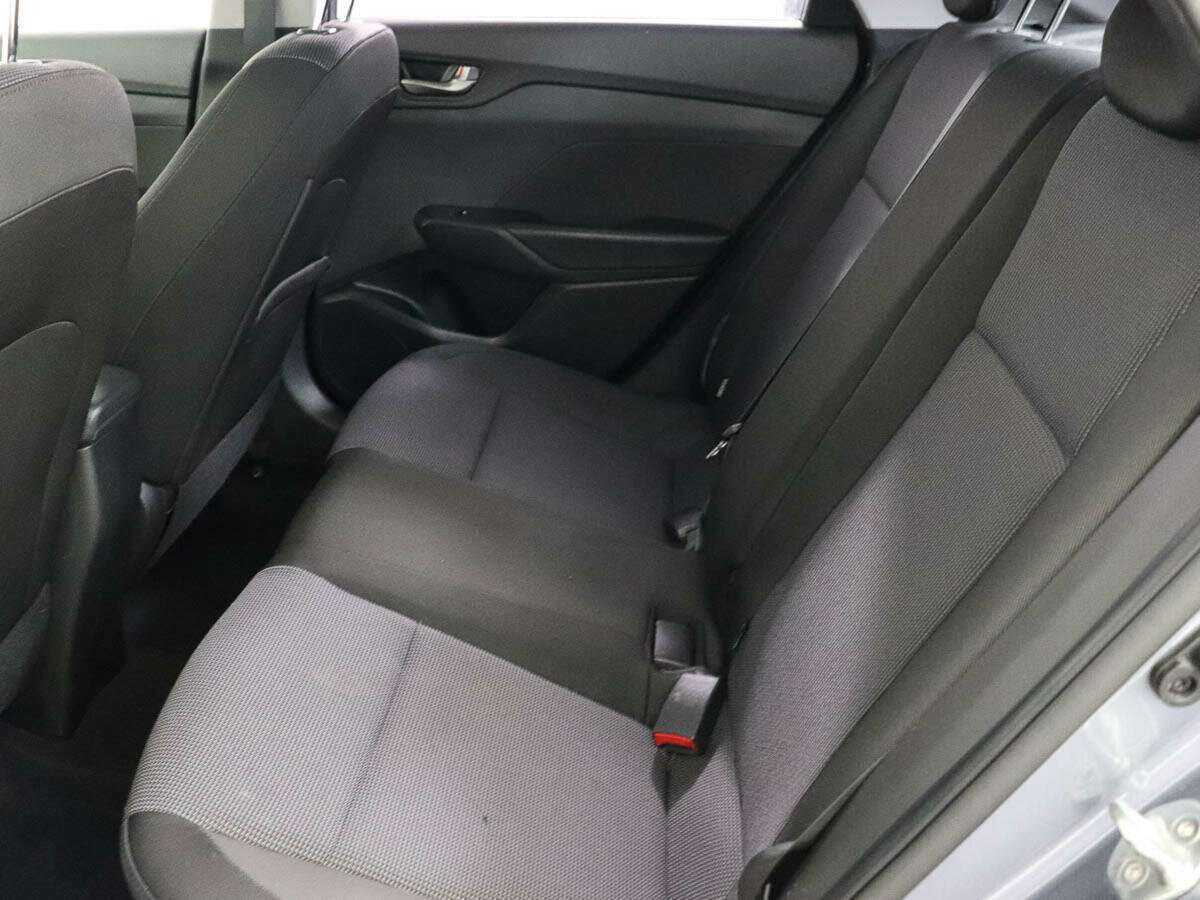 Hyundai Solaris с пробегом — 2017 год. Фото: #7