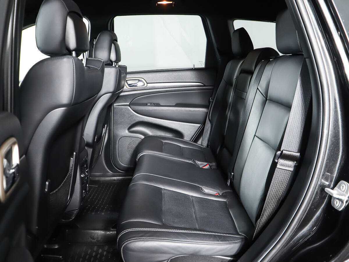 Jeep Grand Cherokee с пробегом — 2013 год. Фото: #9