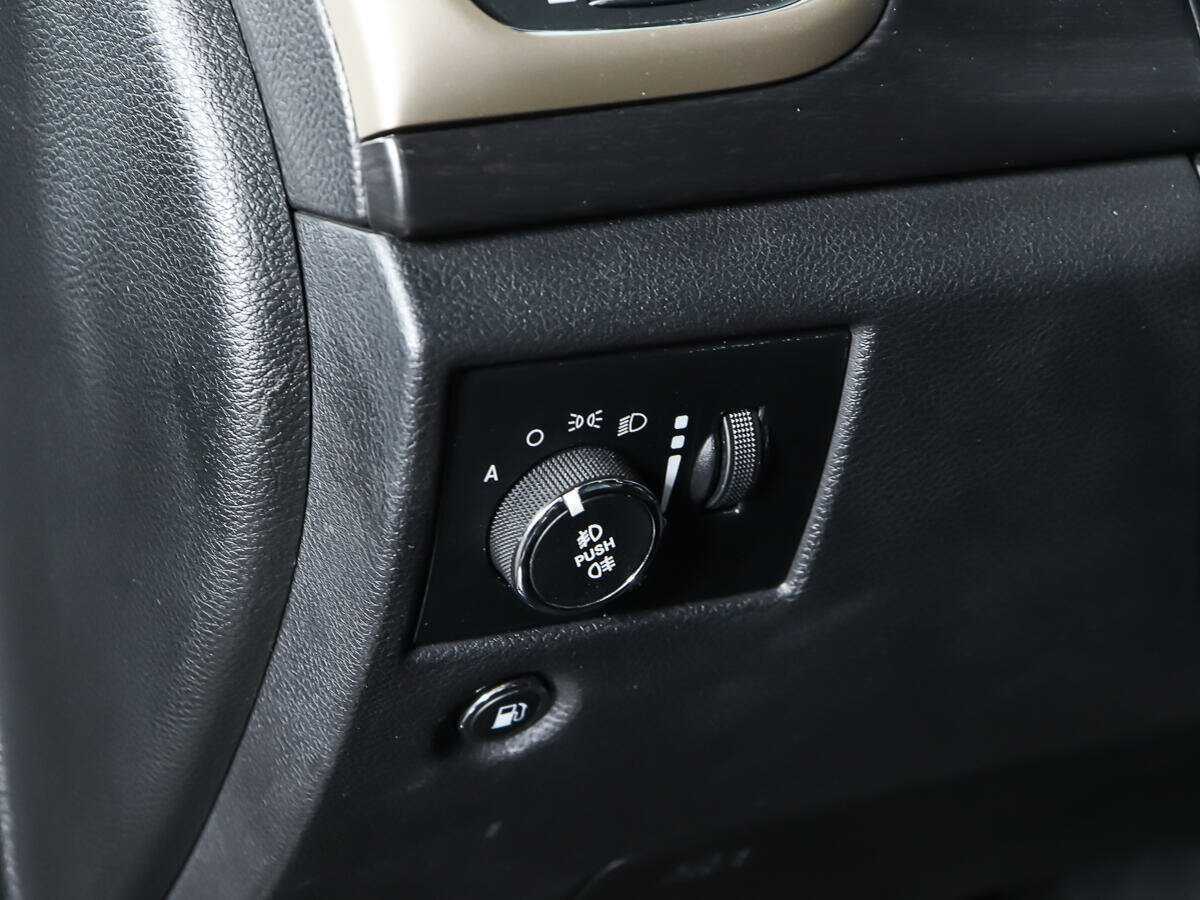 Jeep Grand Cherokee с пробегом — 2013 год. Фото: #17